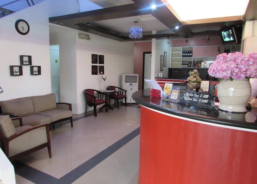  Parañaque Lobby