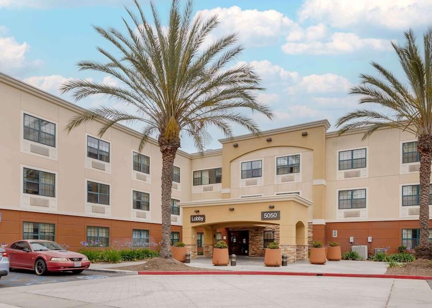 California Huntington Beach Exterior