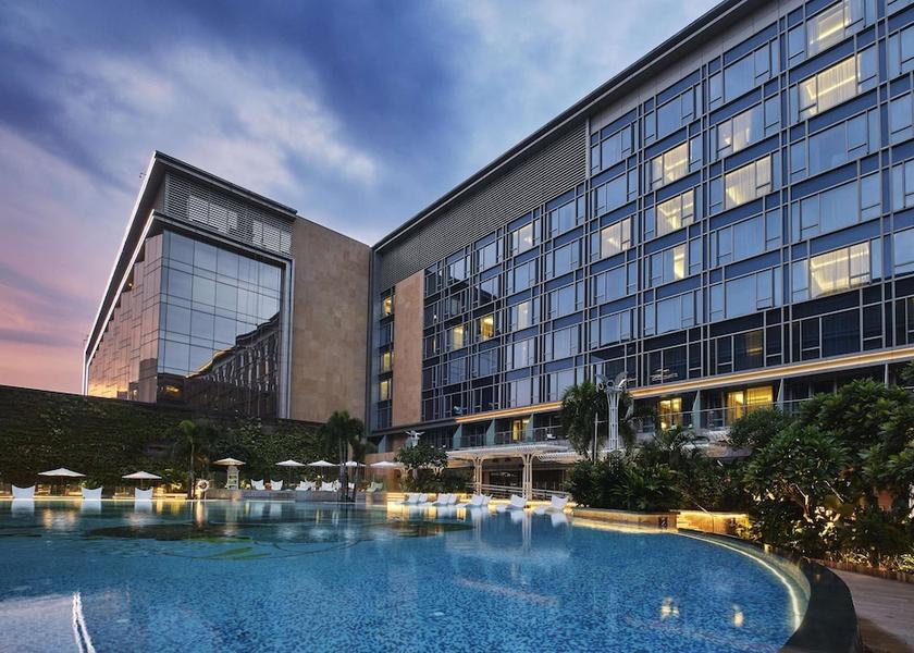  Pasay Exterior