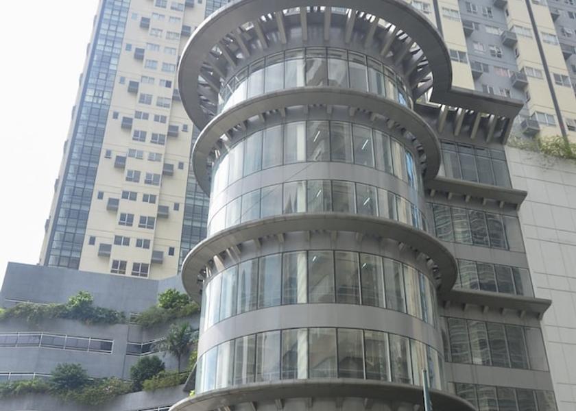  Taguig Exterior Detail