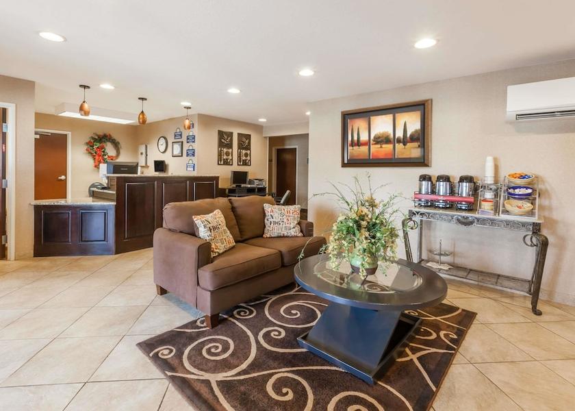 Kentucky Central City Lobby