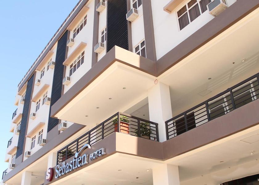 Central Visayas Lapu-Lapu Property entrance