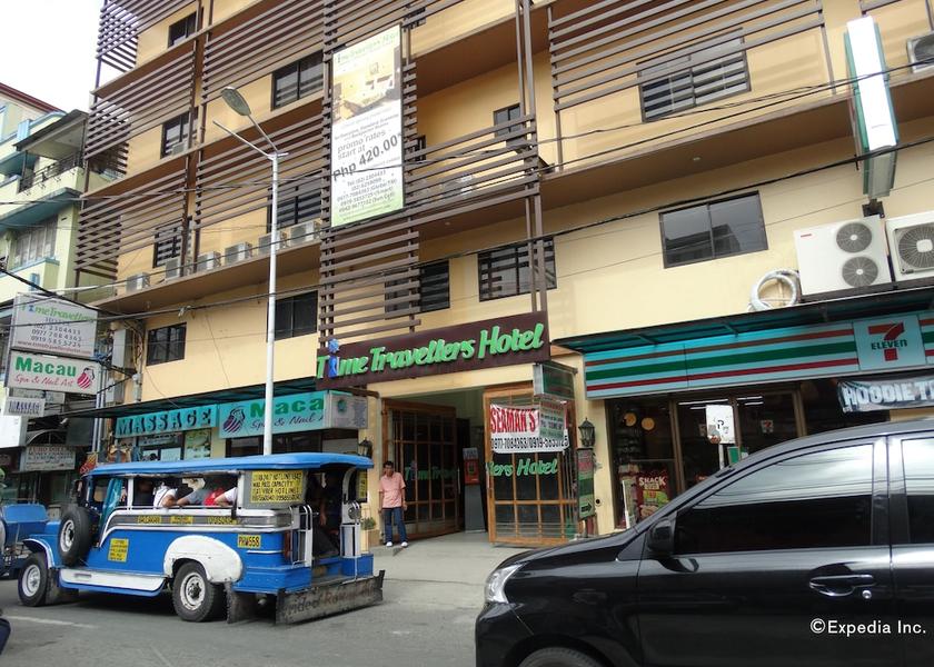  Manila Front of property