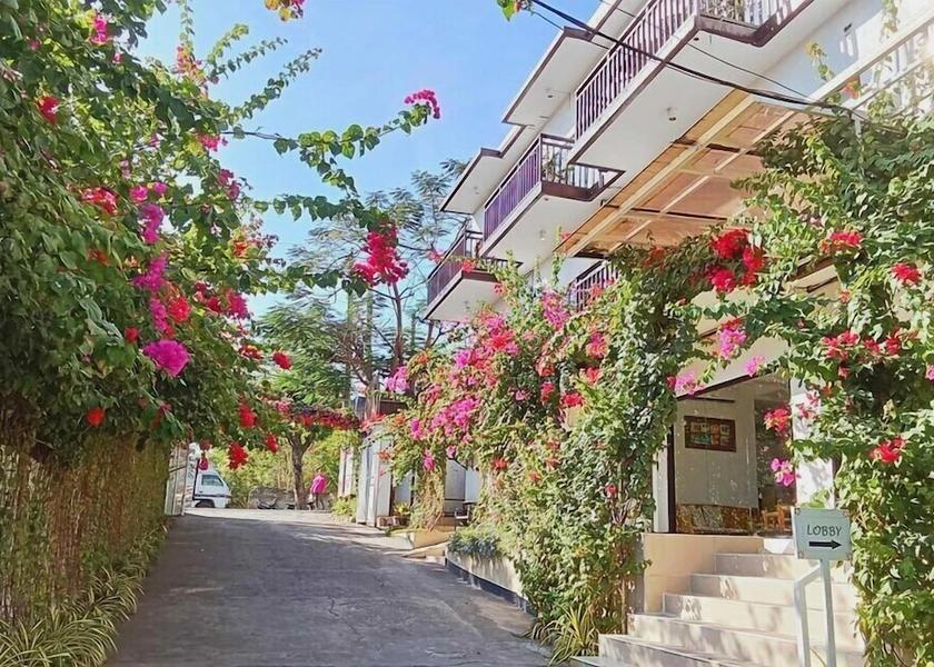 Central Visayas Lapu-Lapu Exterior Detail