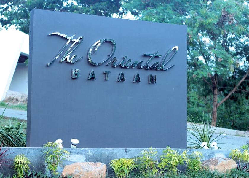 Central Luzon Mariveles Exterior Detail