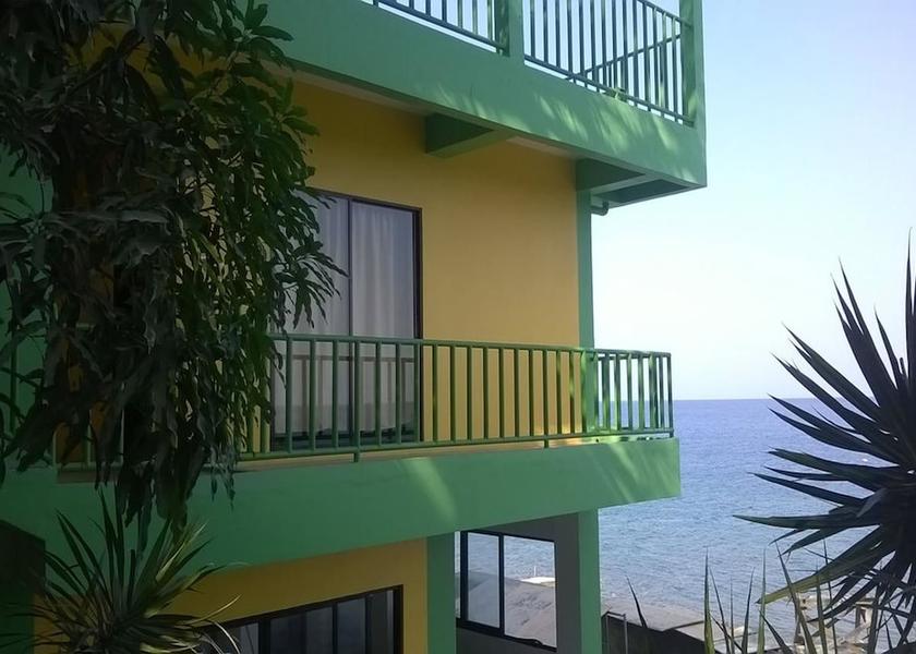 Calabarzon Mabini Exterior Detail