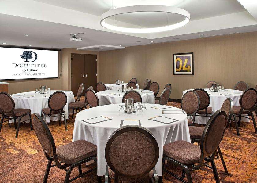 Ontario Toronto Meeting Room