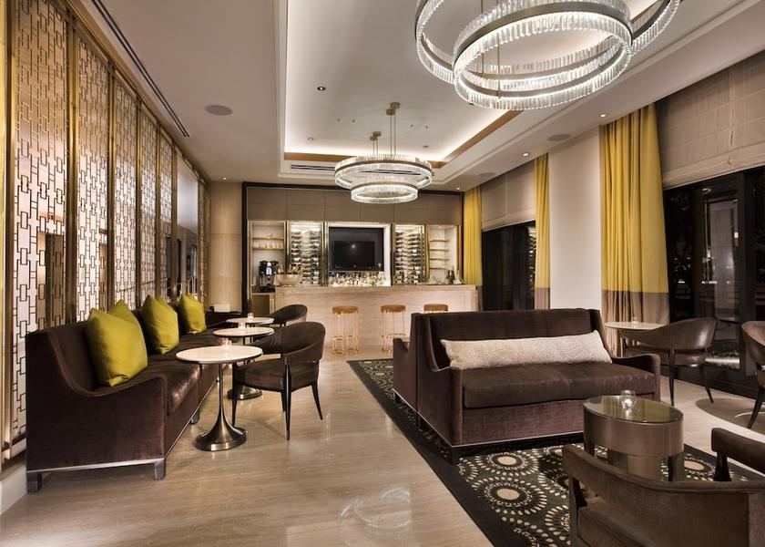 Quebec Montreal Bar (on property)