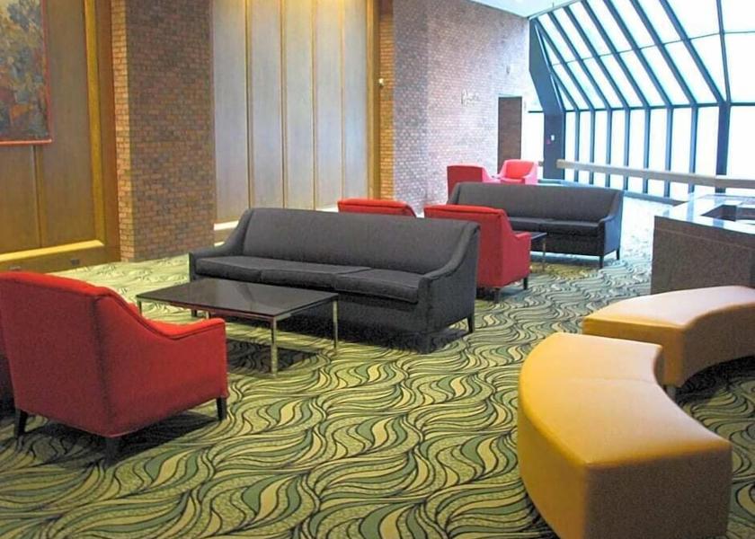Quebec Gatineau Lobby sitting area