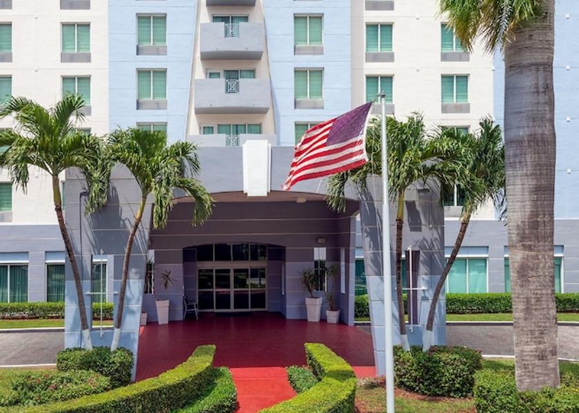 Florida Doral Exterior Detail