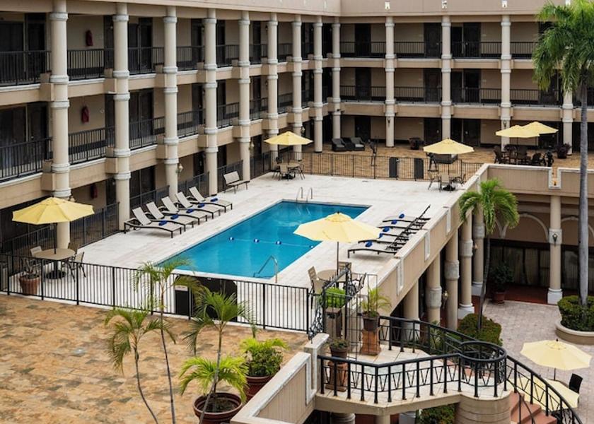  St. Thomas Courtyard