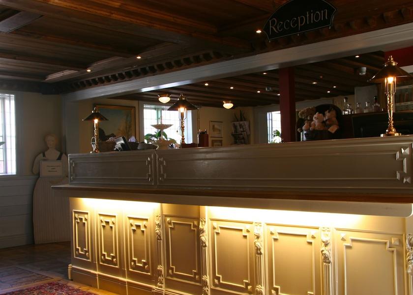 Sodermanland County Mariefred Reception