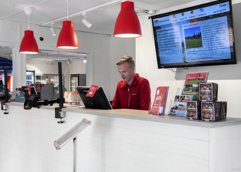 Västra Götaland County Mariestad Reception