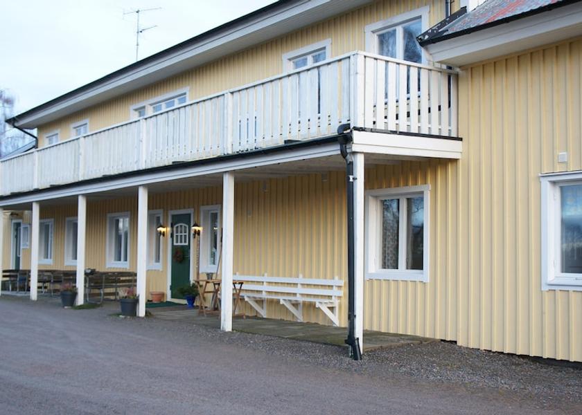 Halland County Fegen Entrance