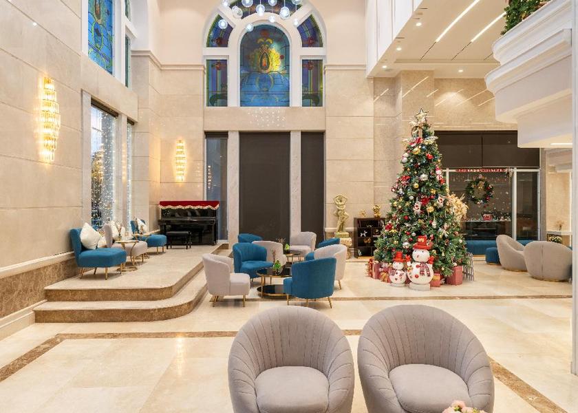 Thua Thien-Hue Da Nang interior view