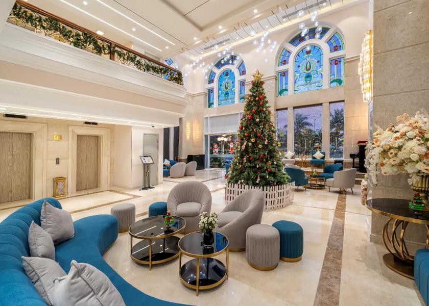 Thua Thien-Hue Da Nang lobby