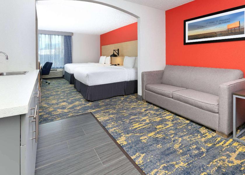 Texas Irving 2 Queen Beds, Mobility/Hearing Access Room, Bathtub w/ Grab Bars, Non-Smoking
