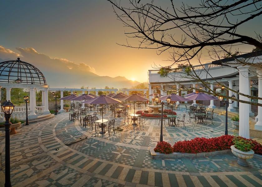 Lao Cai Sapa Interior Entrance