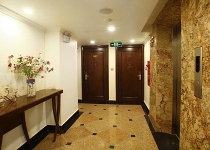 Lao Cai Sapa Interior Entrance