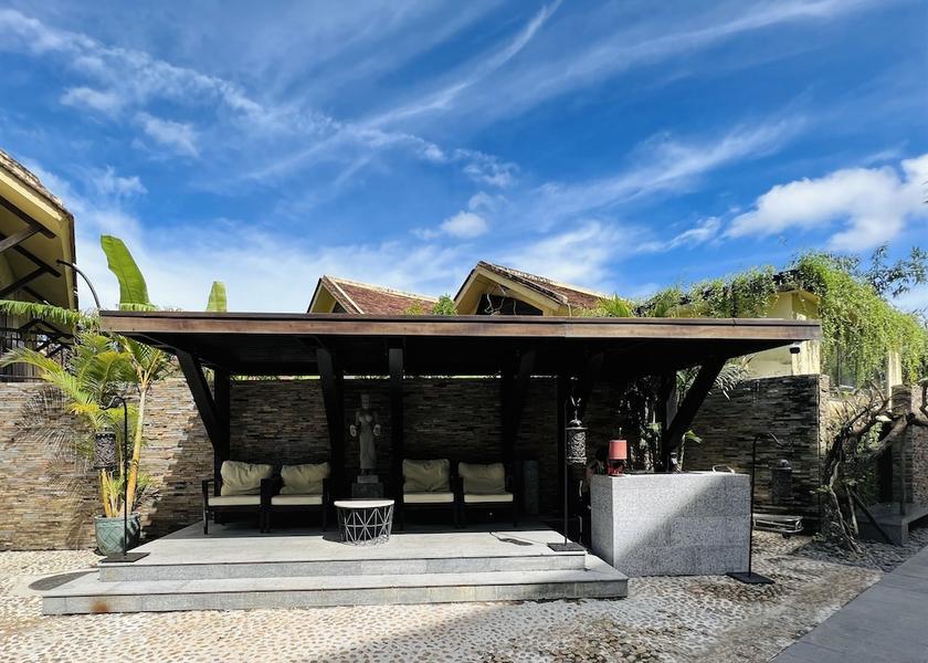 Thua Thien-Hue Da Nang Facade