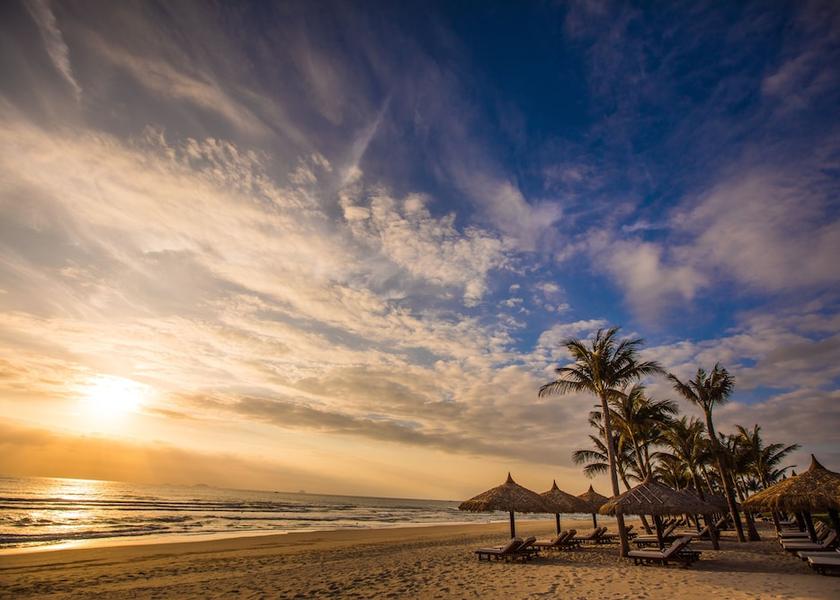 Khanh Hoa Cam Lam Beach