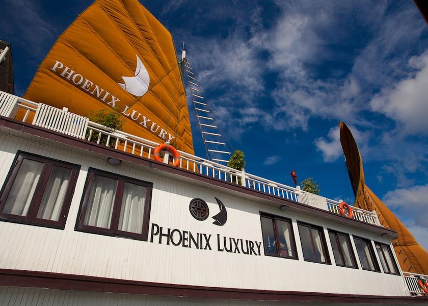 Quang Ninh Province Ha Long Facade