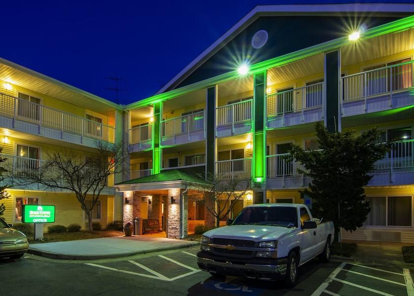 North Carolina Winston-Salem Exterior Detail