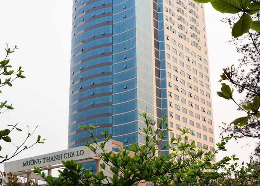 Nghe An Vinh Exterior Detail