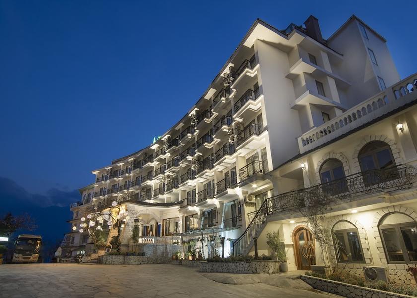 Lao Cai Sapa Facade