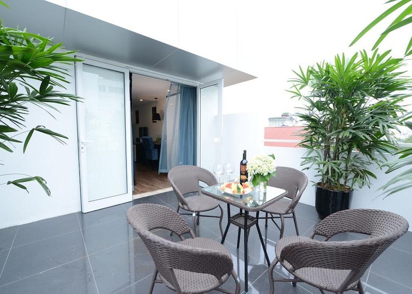  Hanoi Terrace/patio