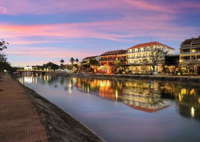 Thua Thien-Hue Da Nang Facade