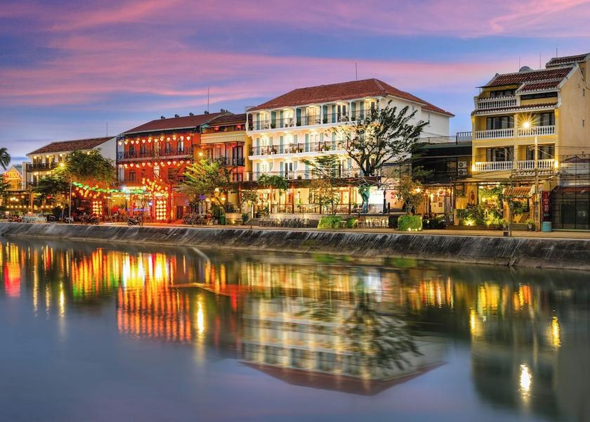 Thua Thien-Hue Da Nang Facade