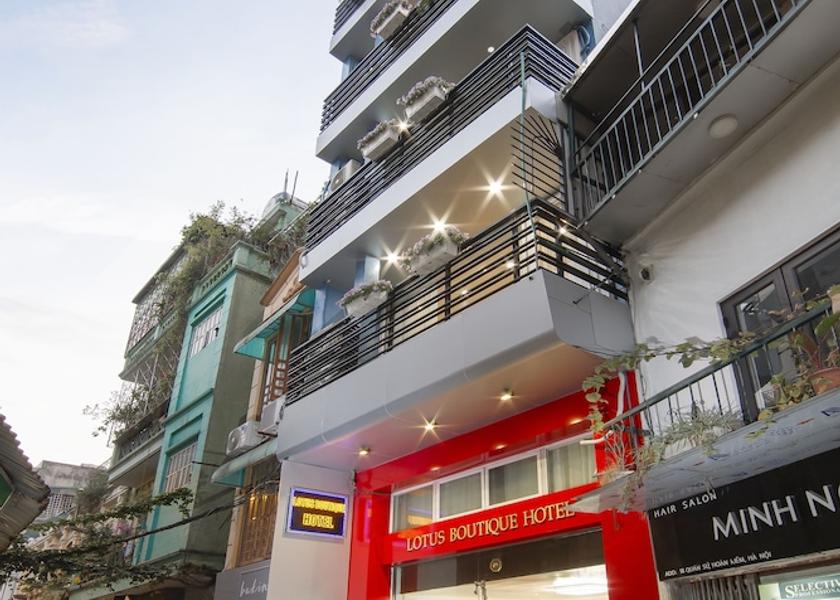  Hanoi Exterior detail