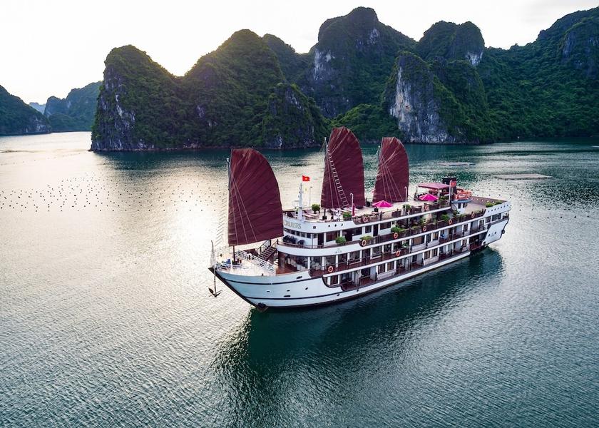 Quang Ninh Province Ha Long Front of property