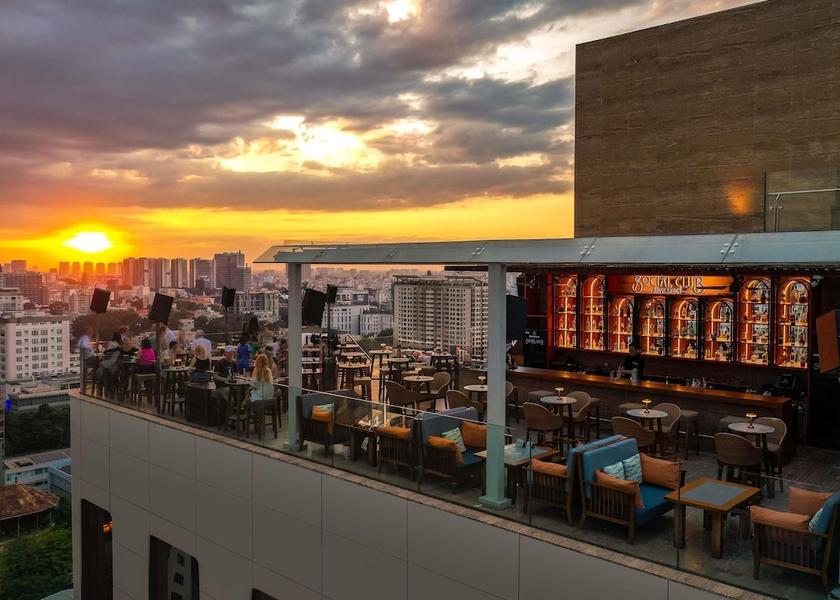 Ho Chi Minh Municipality Ho Chi Minh City Bar (on property)