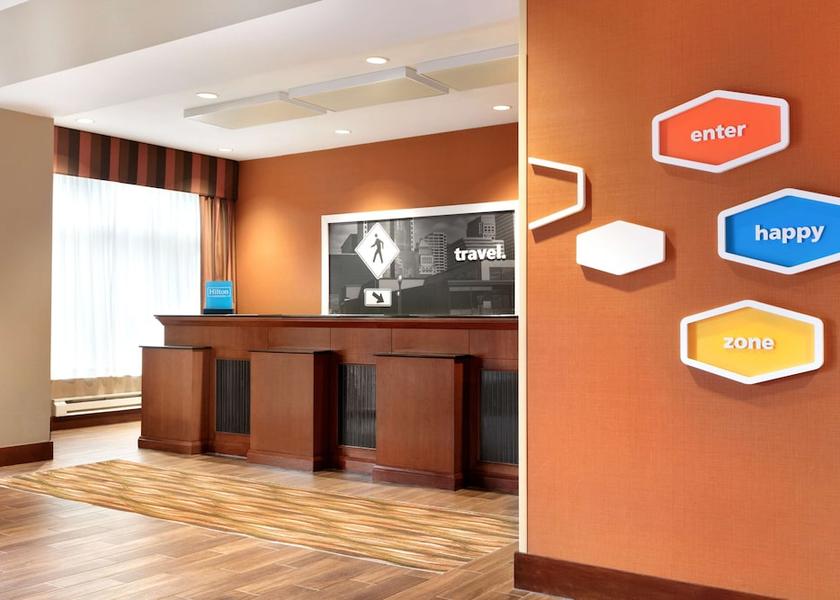 New York East Elmhurst Reception