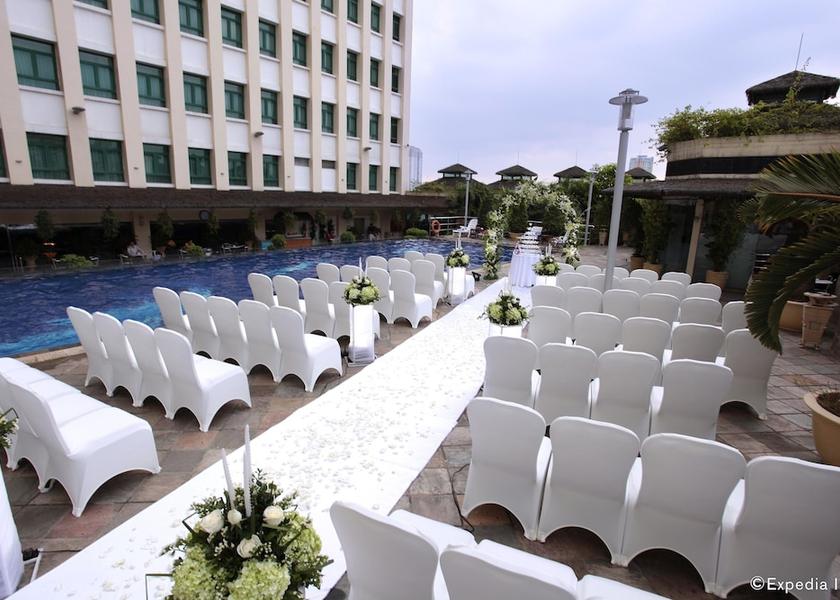  Hanoi Outdoor Wedding Area
