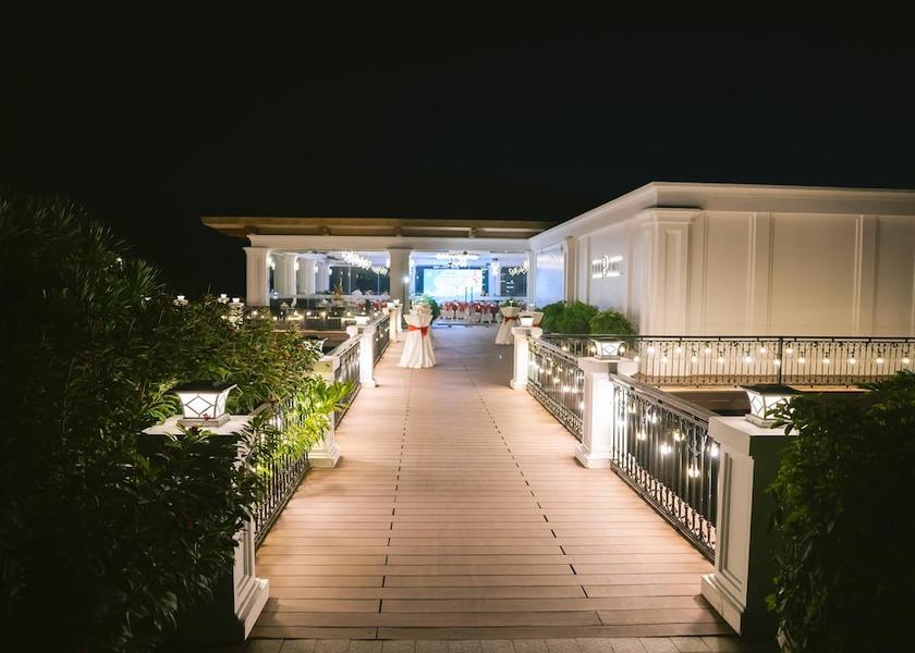 Quang Ninh Halong Restaurant