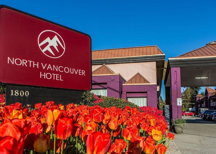 British Columbia District of North Vancouver Property entrance
