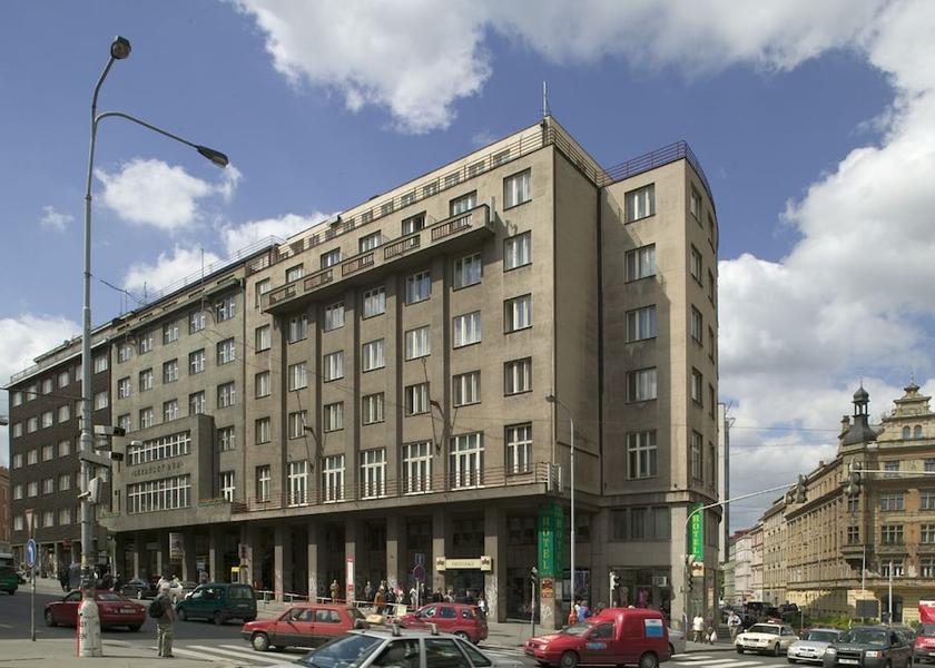 Prague (region) Prague Facade