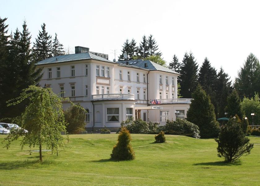 Karlovy Vary (region) Marianske Lazne Property Grounds