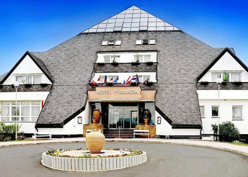 Karlovy Vary (region) Frantiskovy Lazne Exterior Detail