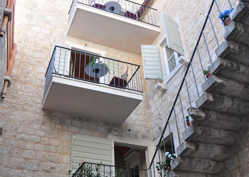 Split-Dalmatia Omis Exterior