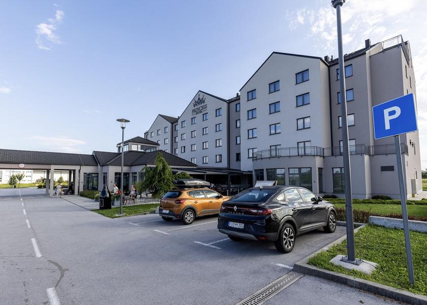 Zagreb County Jastrebarsko Front of property