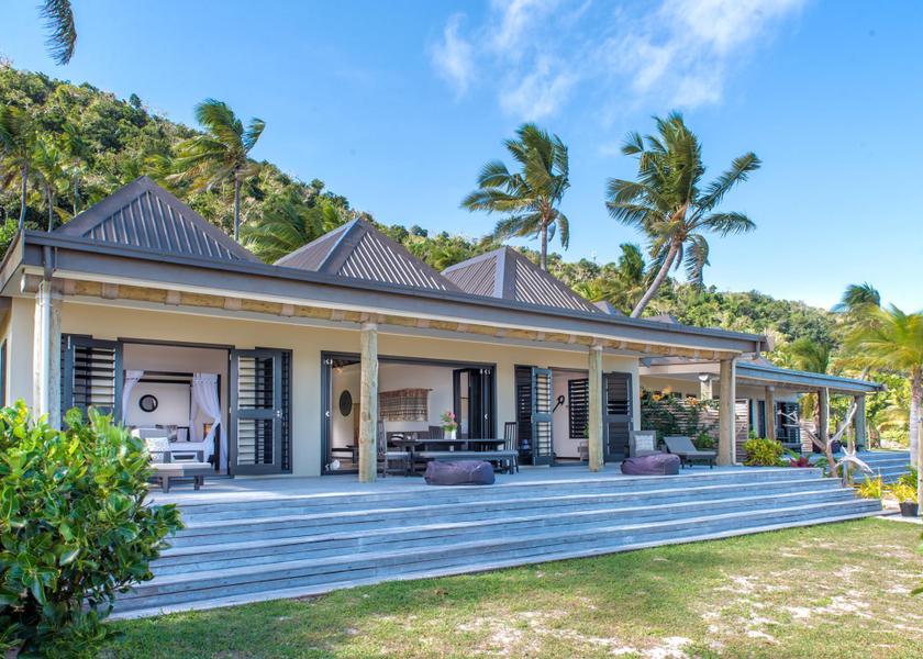 Western Division Naukacuvu Island Hotel Exterior