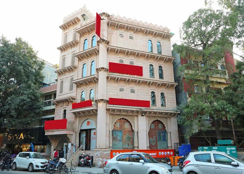 Delhi Delhi Exterior Detail