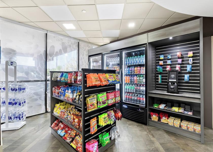 Georgia Smyrna Lobby