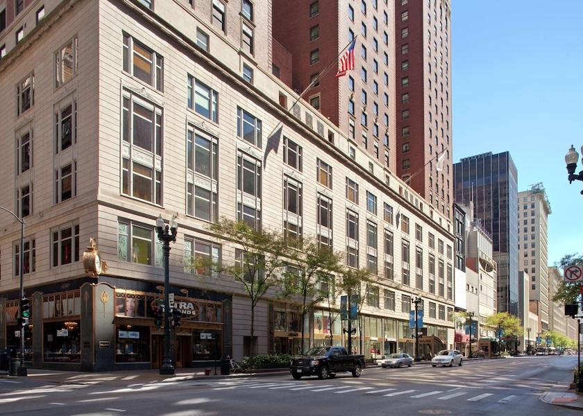 Illinois Chicago Exterior