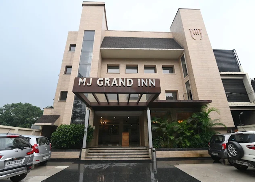 Uttarakhand Dehradun Hotel Exterior