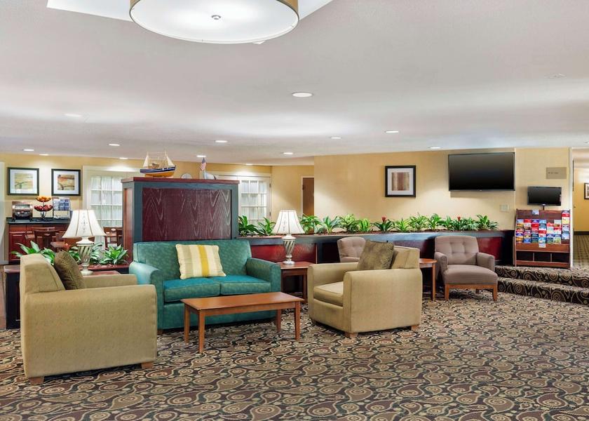Massachusetts Rockland Lobby